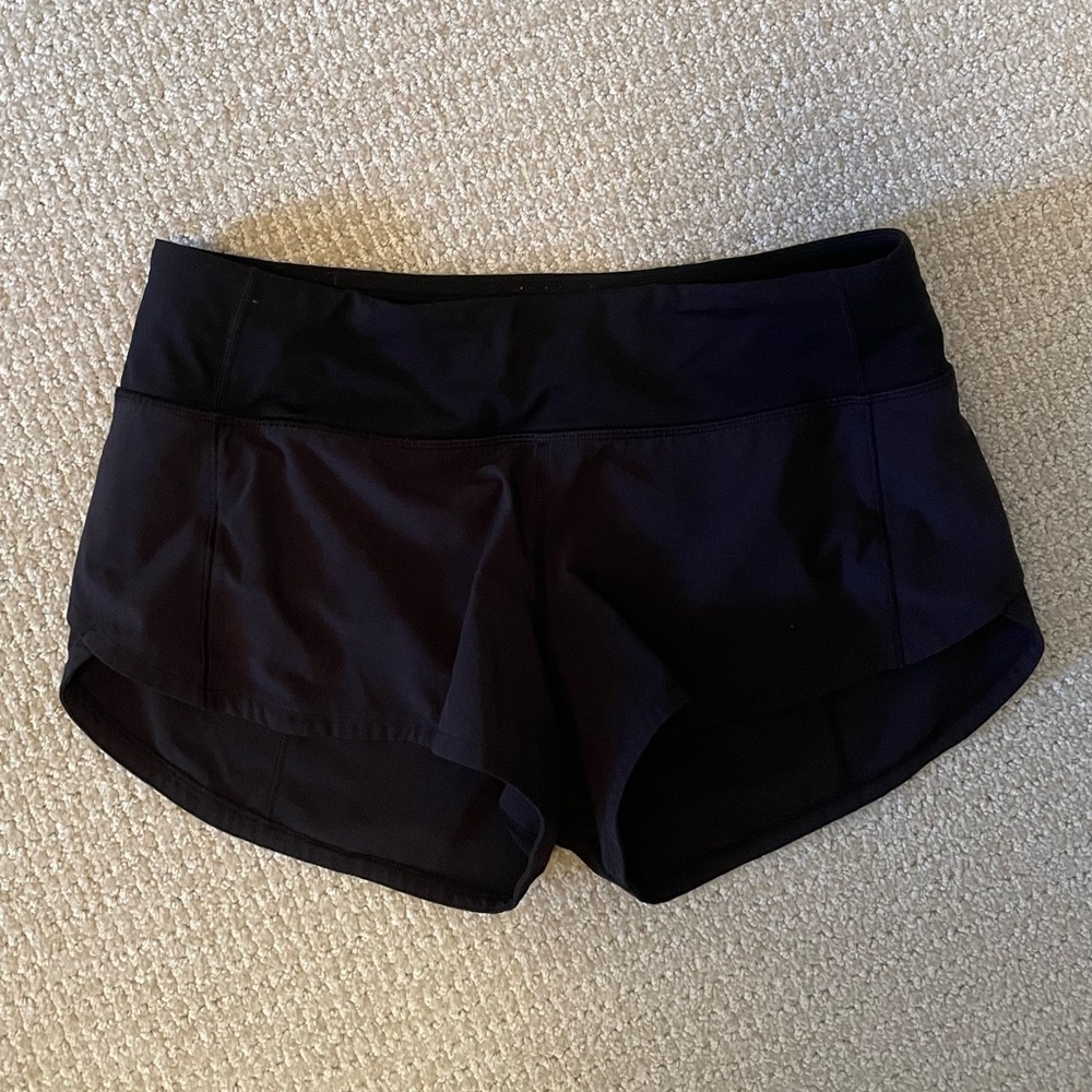 Lululemon black speed up short size 4